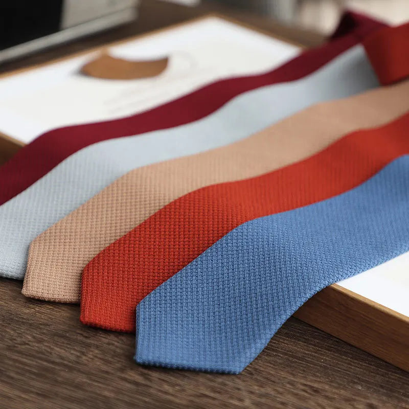 Cravates Tricot à bout pointu