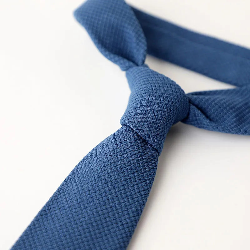 Cravates Tricot à bout pointu