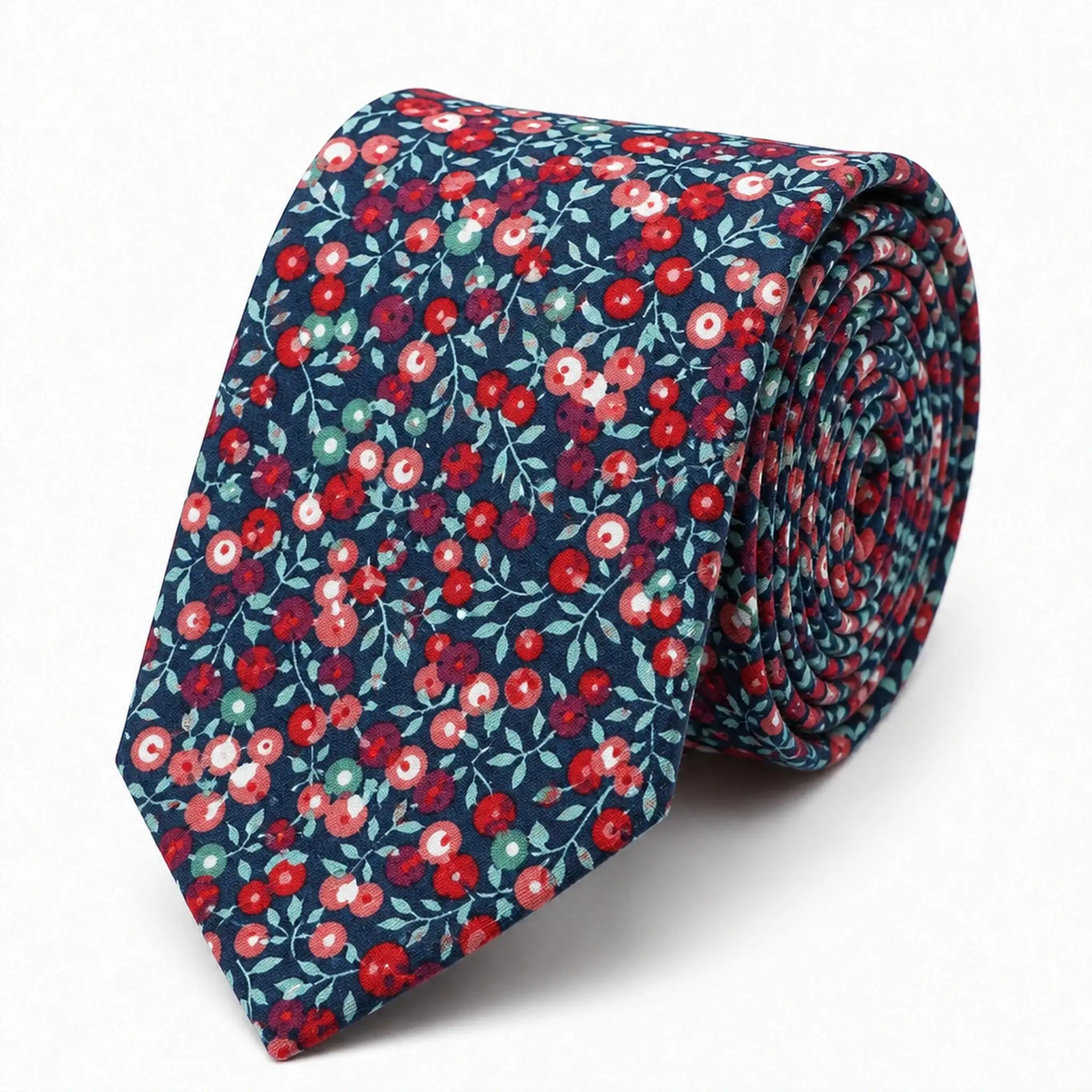 Cravate homme motif Liberty floral rouge et bleu marine en coton, largeur 7 cm