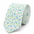 Cravate homme motif Liberty petites fleurs bleues en coton, largeur 7 cm