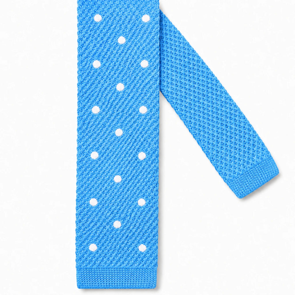 Cravate en Tricot Bleu Ciel à Pois Blancs - Maille Texturée à Bout Carré