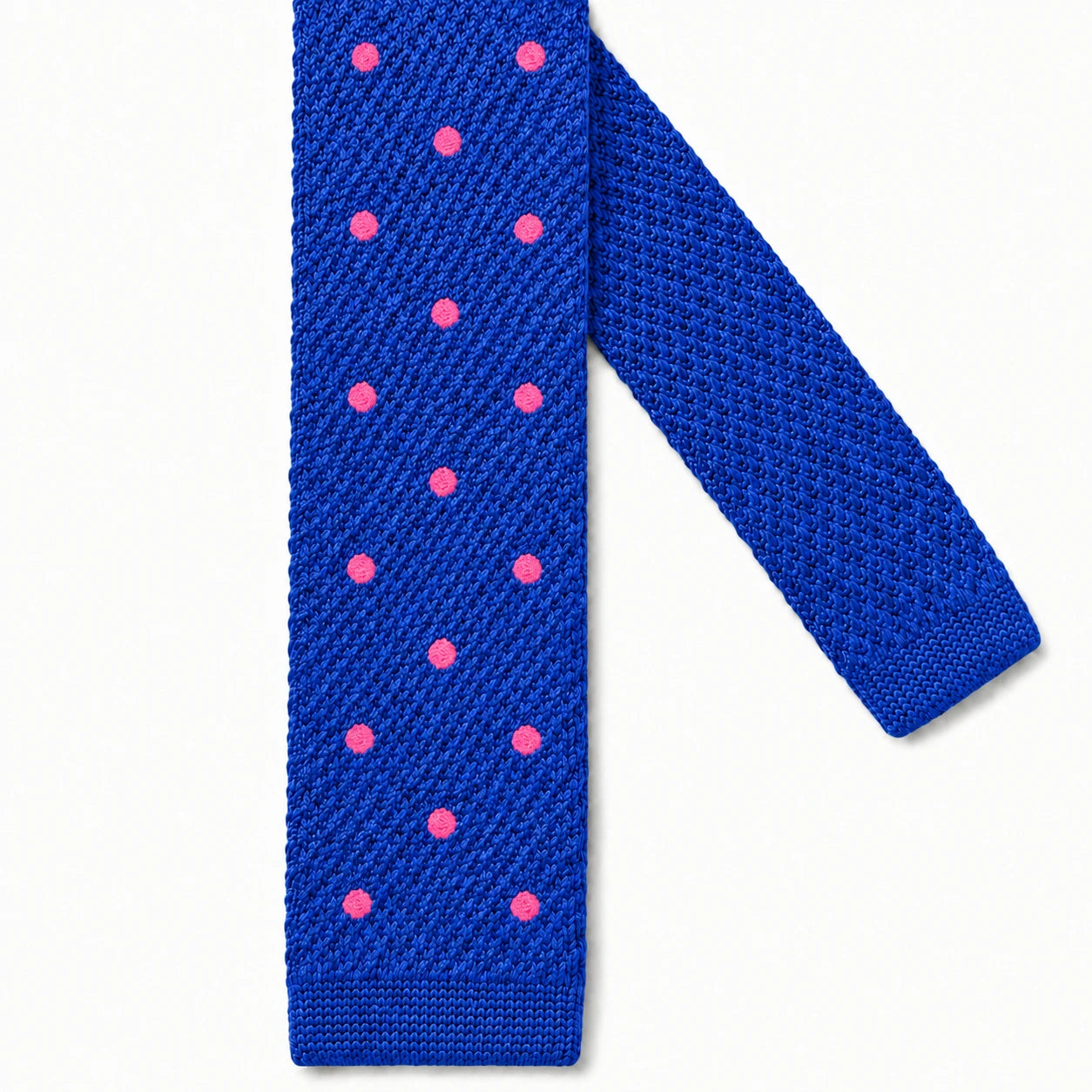 Cravate en Tricot Bleu Roi à Pois Rose Homme - Maille Texturée à Bout Carré