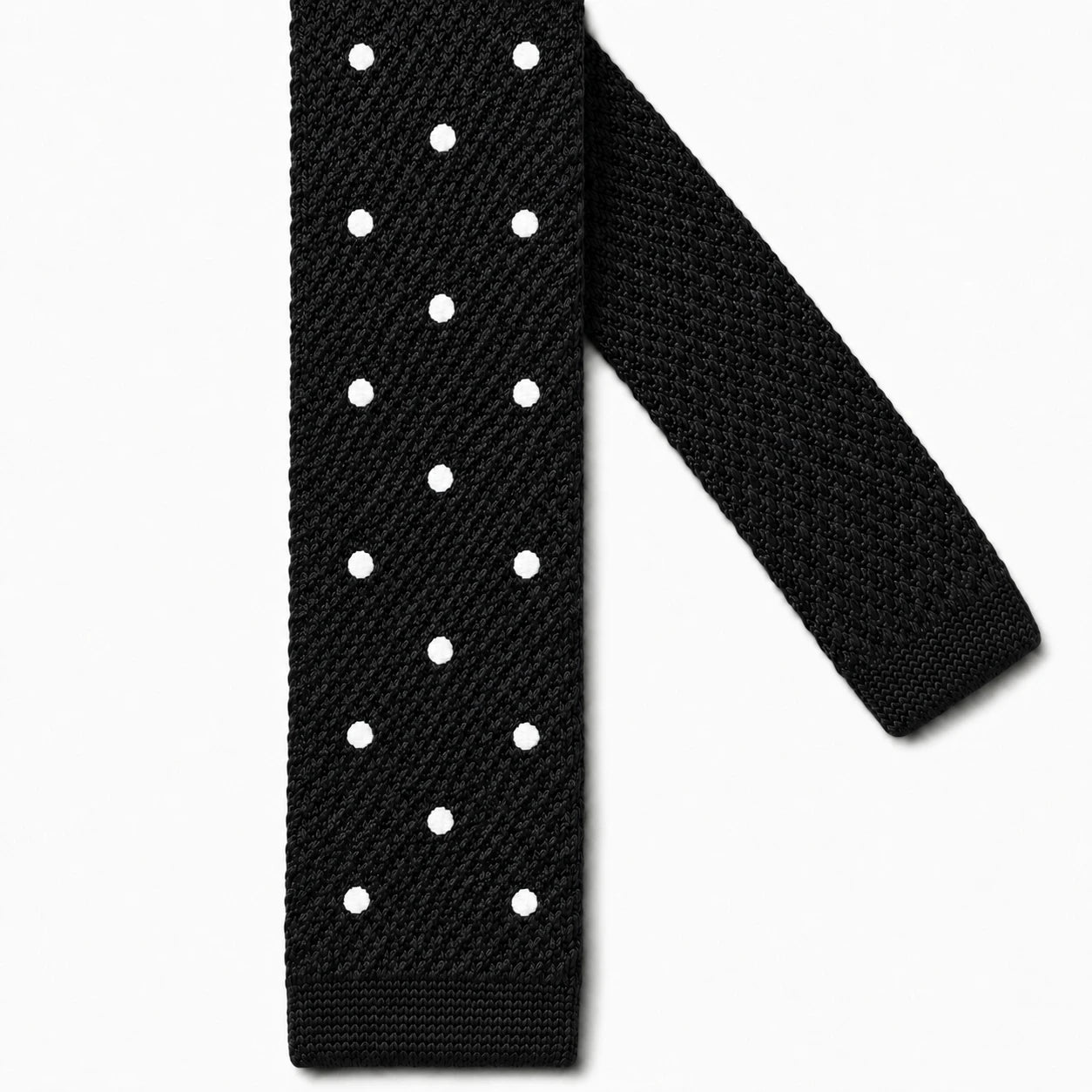Cravate en Tricot Noire à Pois Blanc - Maille Texturée à Bout Carré