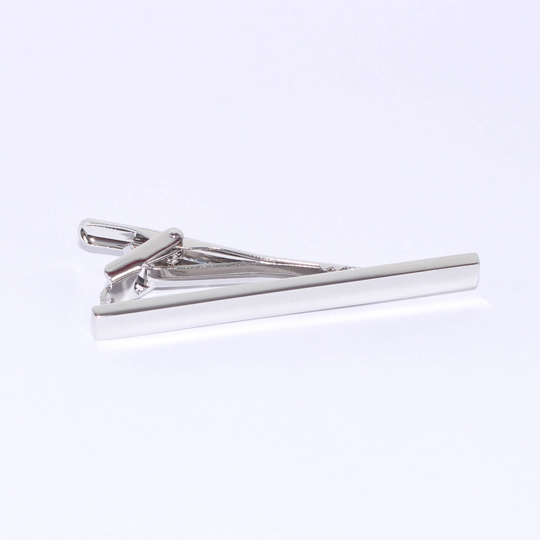 Pince à cravate classique argentée