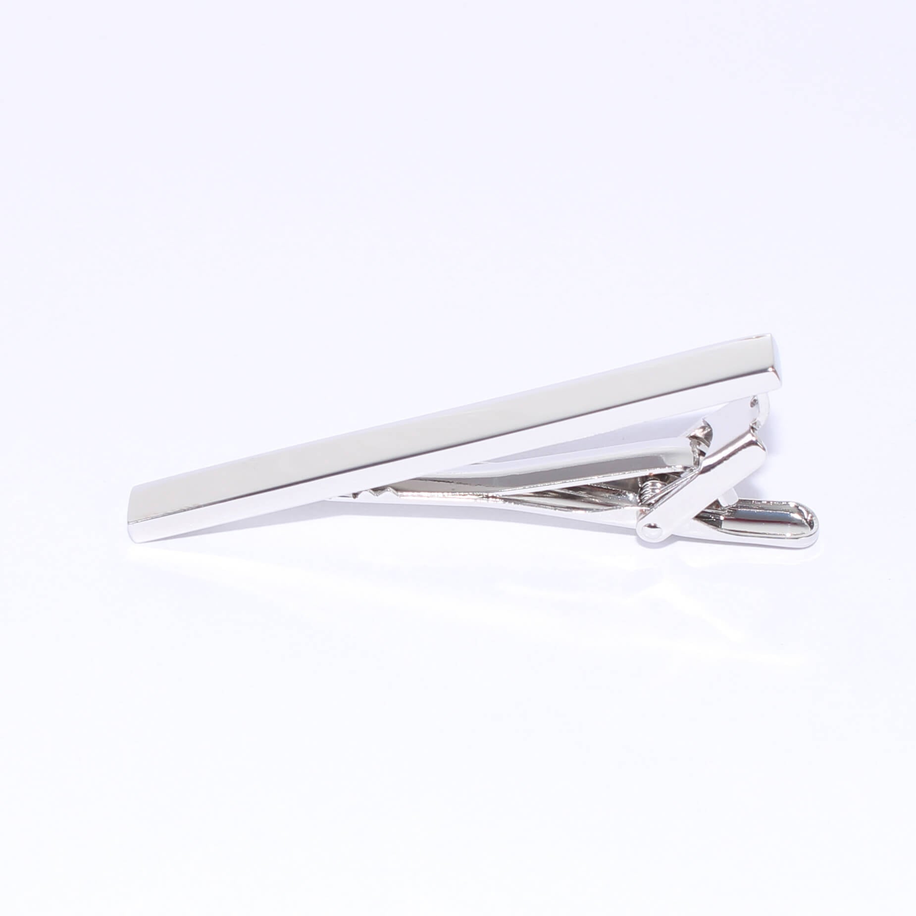 Pince à cravate classique argentée