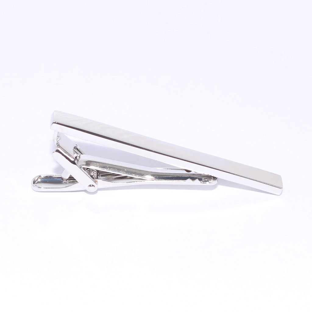 Pince à cravate classique argentée