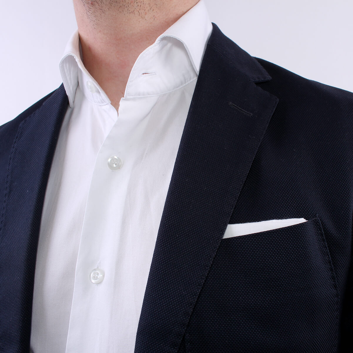 Pochette de costume blanche